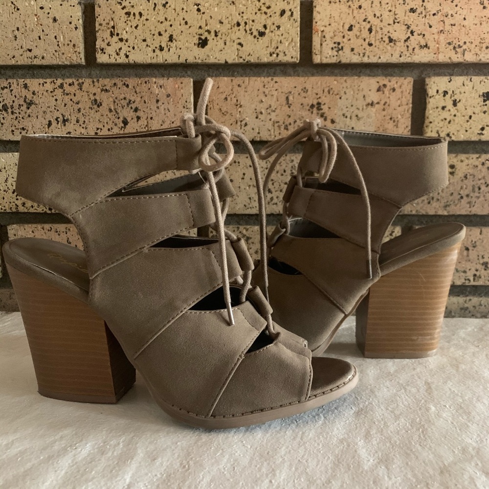 Chunky Heel Sandal